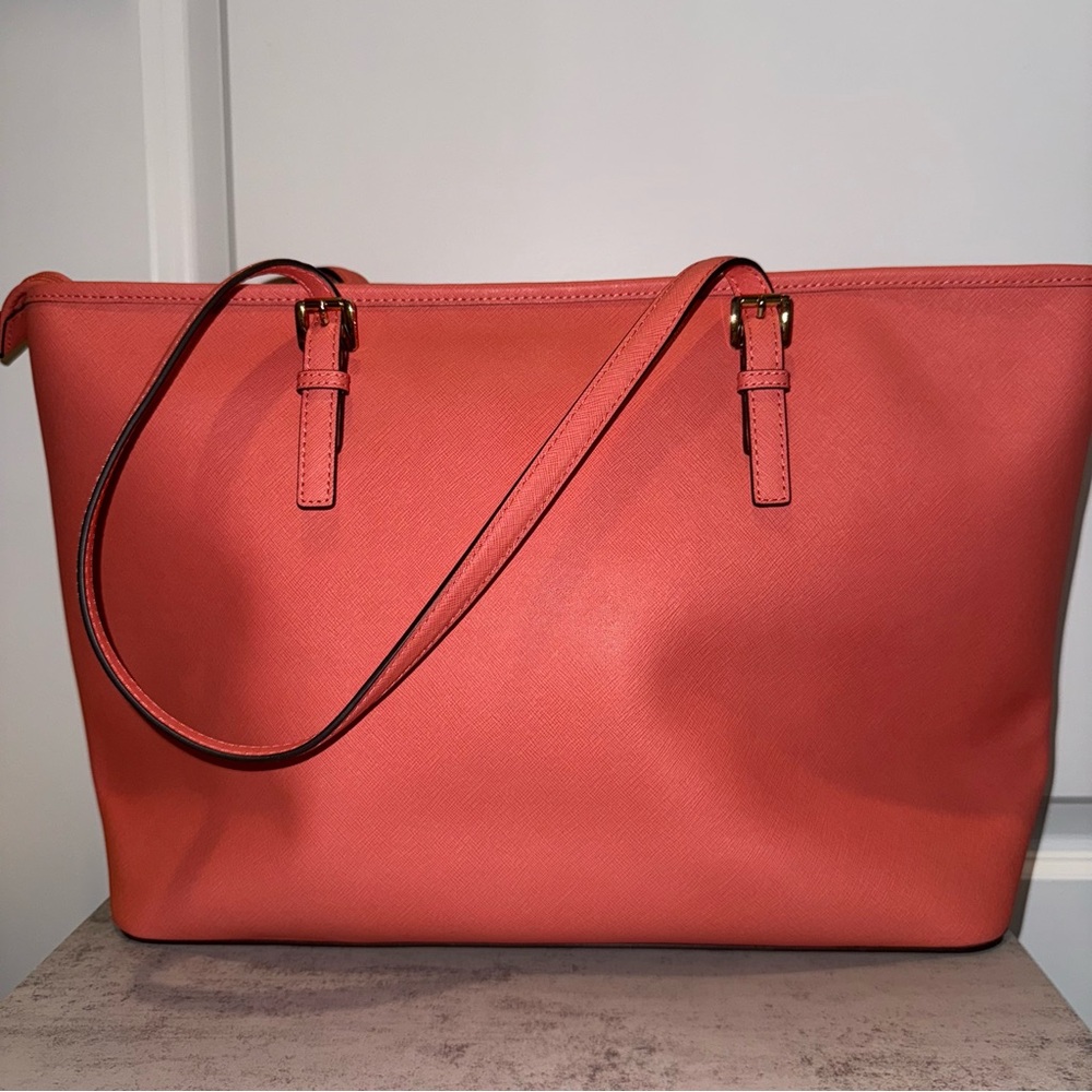 Michael Kors Peach Large Tote Bag - Picture 5 of 12